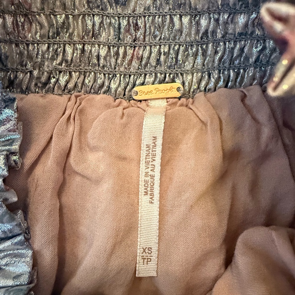 Free People “In A Bubble” Metallic Tiered Mini Skirt. EUC - - Picture 8 of 14